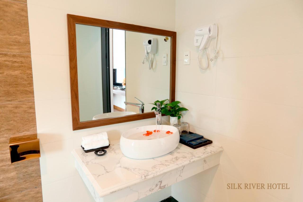 Silk River Hotel Ha Giang Kültér fotó