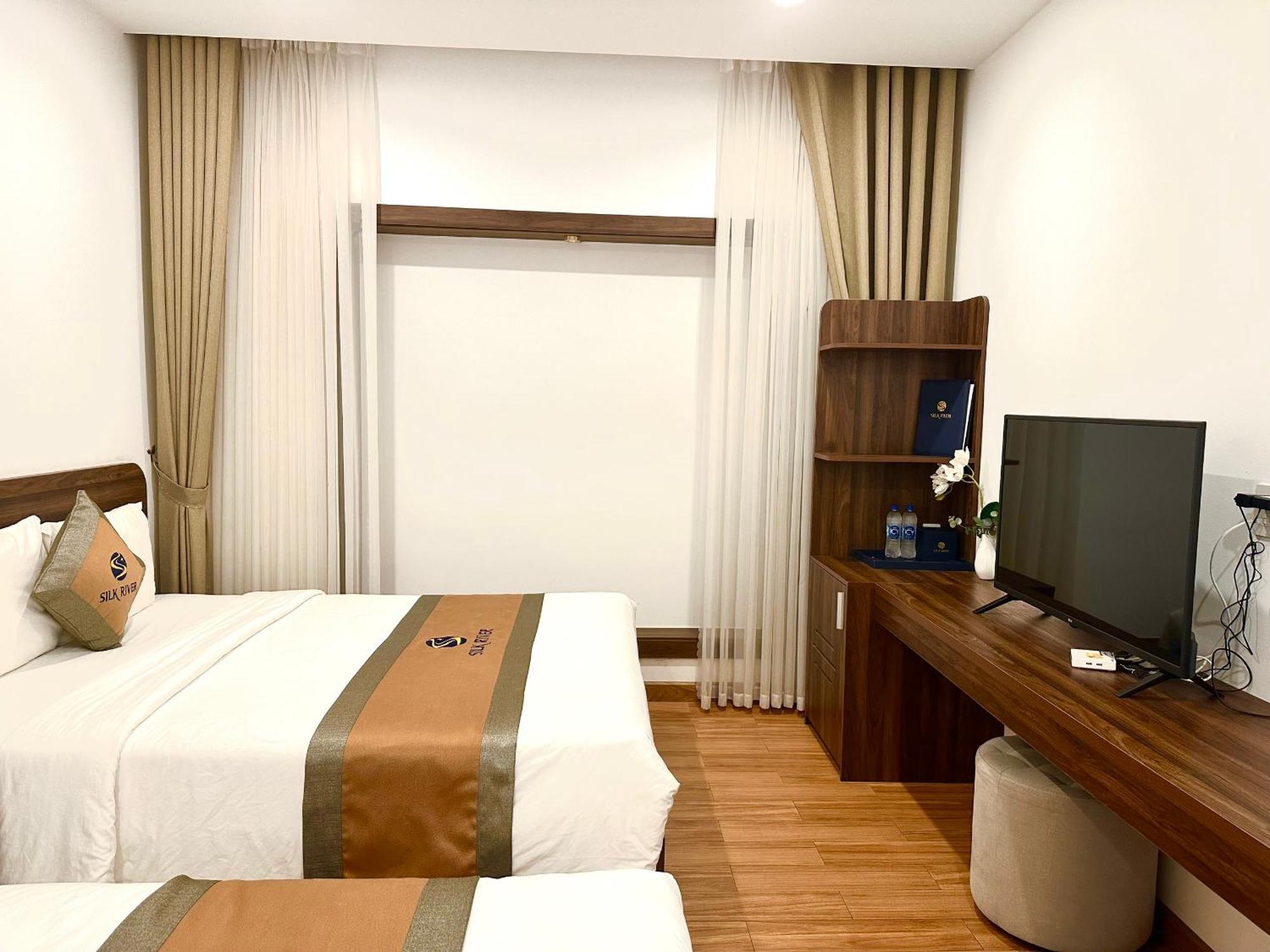 Silk River Hotel Ha Giang Kültér fotó